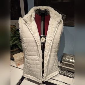Women's reversible White Faux Fur Vest by Nicole Miller, XL